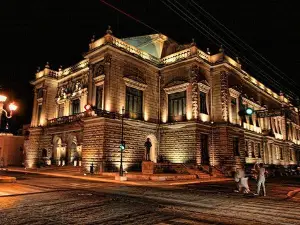 Teatro Ricardo Castro