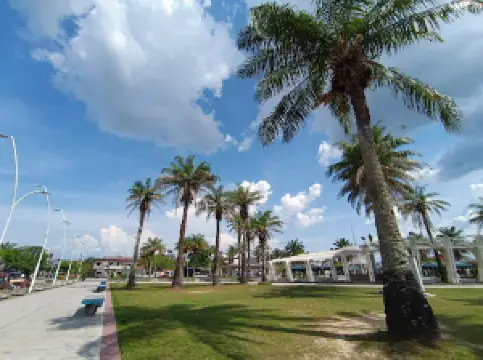 Plaza Sargento Lores