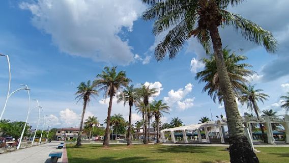 Plaza Sargento Lores