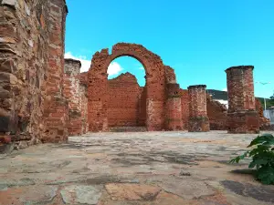 Ruínas da Igreja Nova