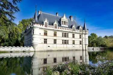 Castle d'Azay-le-Rideau