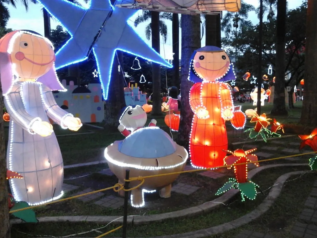 3_Olaya Herrera Park