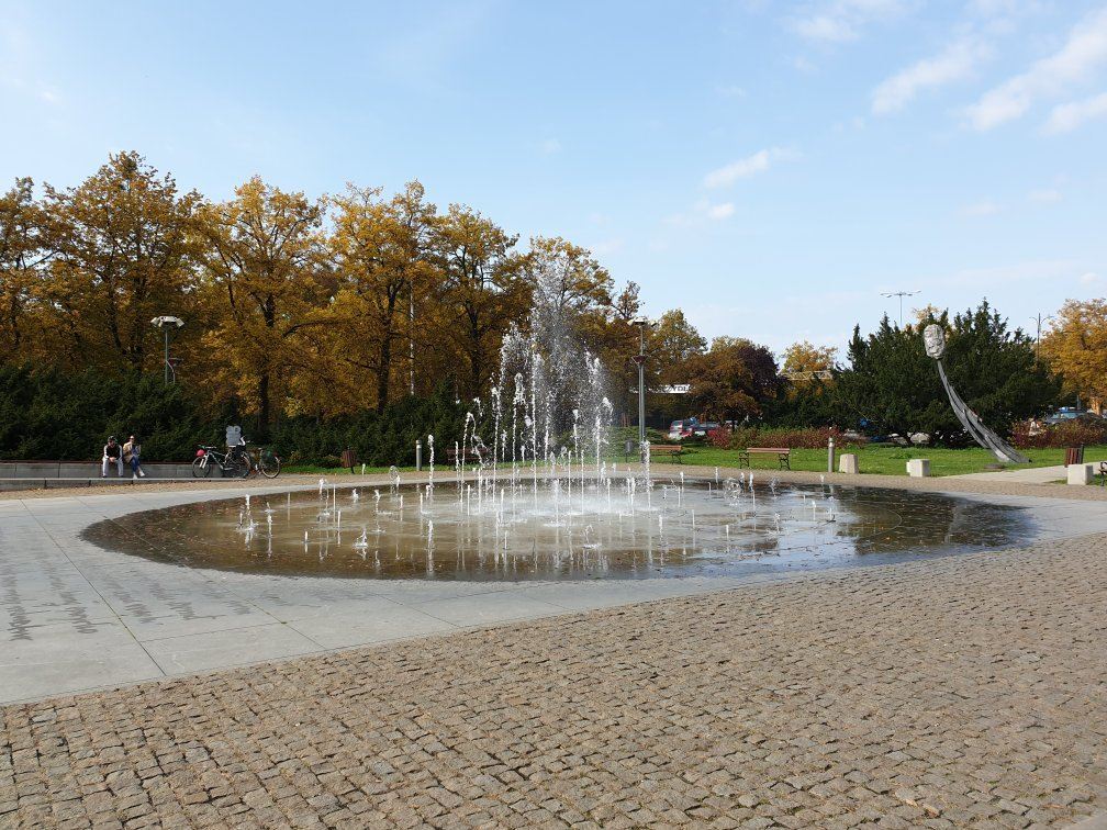 Cosmopolis Fountain