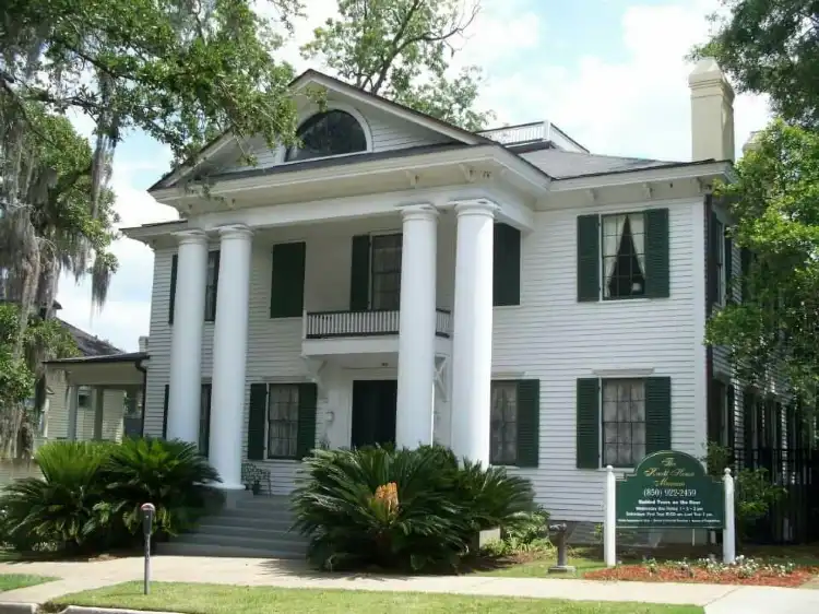 Hotels in der Nähe von Knott House Museum