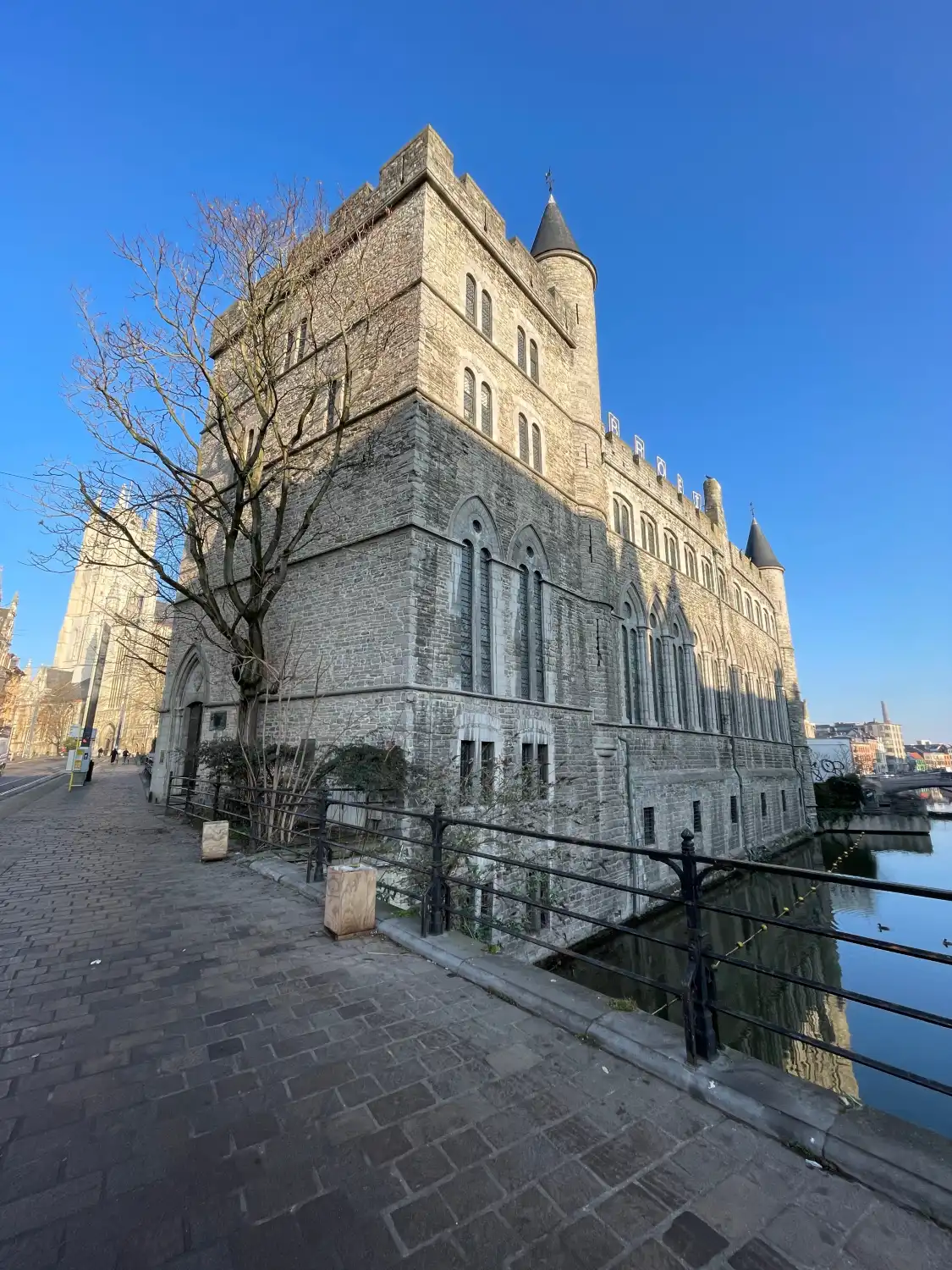 Hotel in zona Geeraard de Duivelsteen (The Castle of Gerald the Devil)