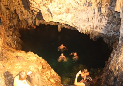 Anahulu Cave