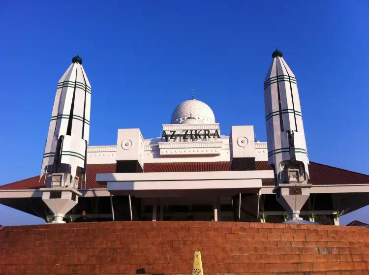 Hotel dekat Masjid Muammar Qadafi