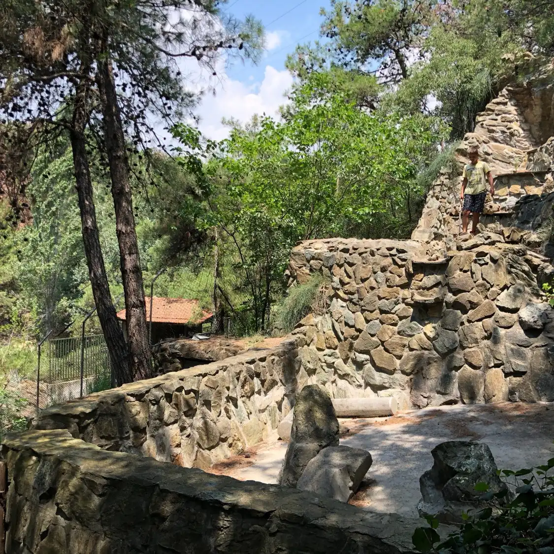 Hotels near Thessaloniki Zoo