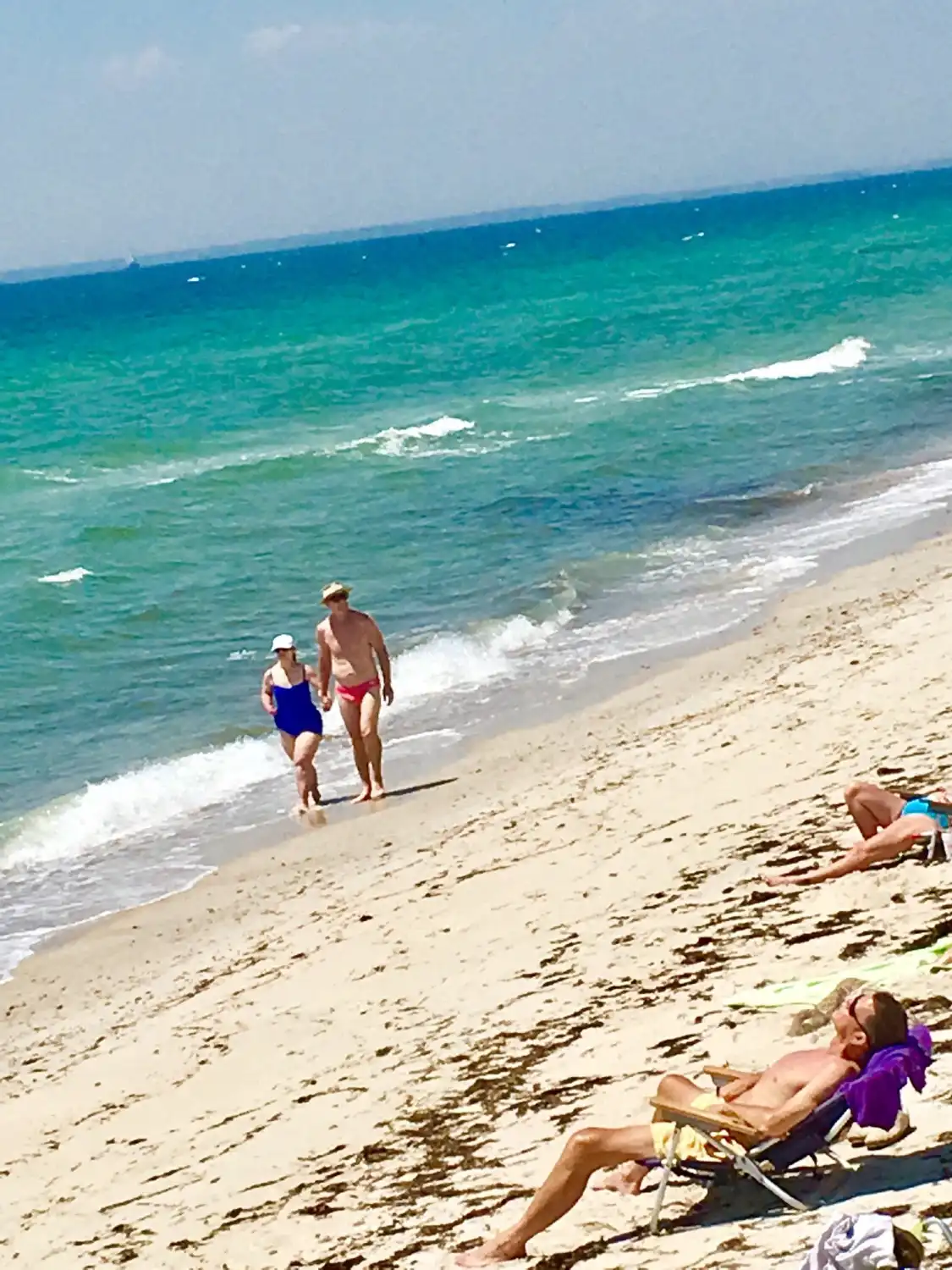 Hotels near Chapoquoit Beach