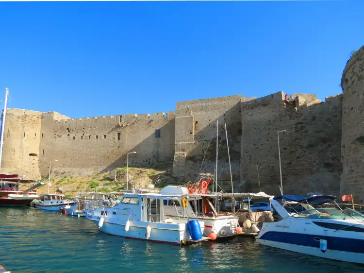 Hotels near Girne Old Port
