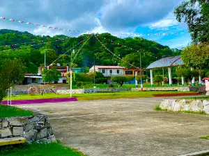"Gral. Gilberto Camacho" Central Park
