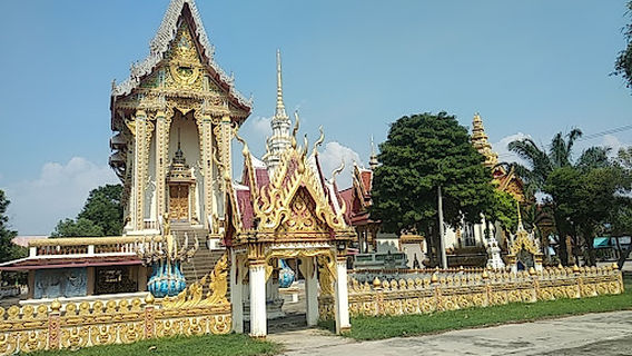 Wat Ban Dong Chang (Pho Klang)