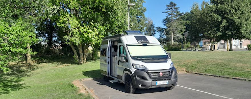 Aire de camping cars Riqueval Bellicourt