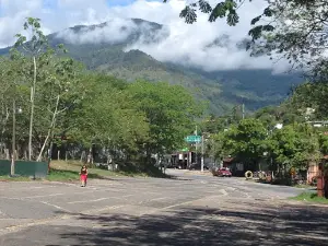Estadio De Futbol Mayuelas