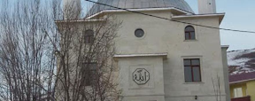 Yedisu Cami