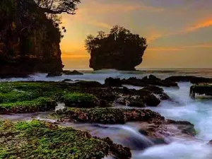 Karang Bokor Sawarna