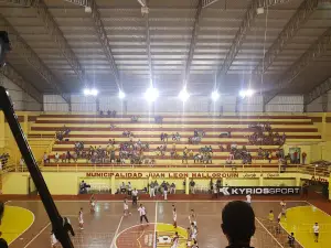 Polideportivo Municipal Juan León Mallorquin