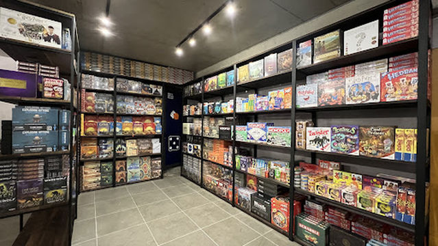 Board Games Corner • სამაგიდო თამაშების კუთხე