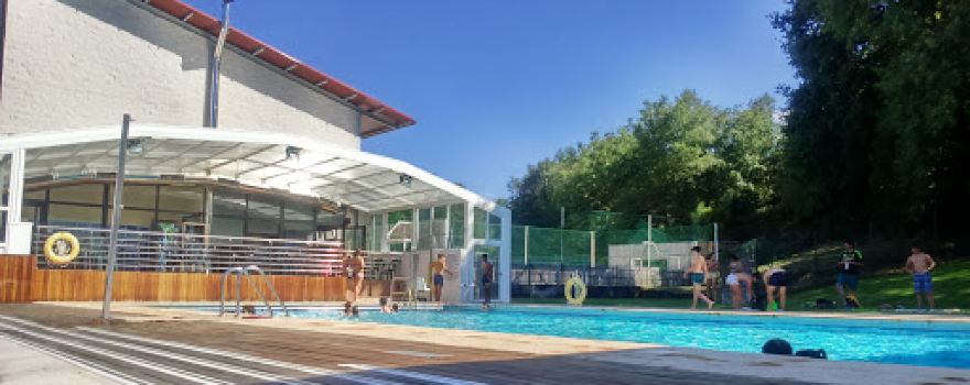 Piscina Municipal Avión