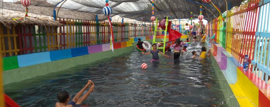 Pantai Idola Banyutowo
