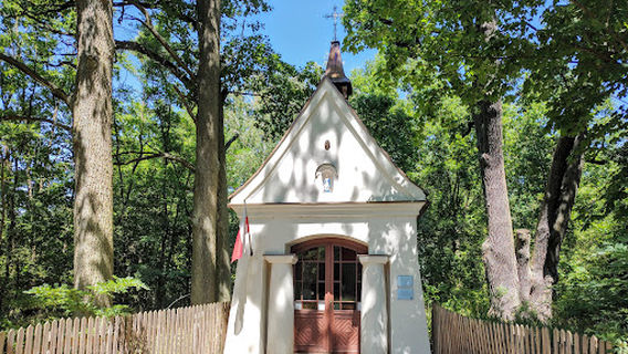 Kapliczka leśników