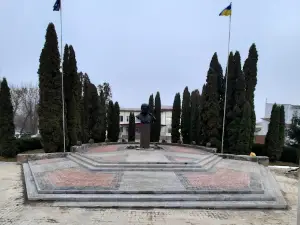 Pam'yatnyk Tarasovi Shevchenku