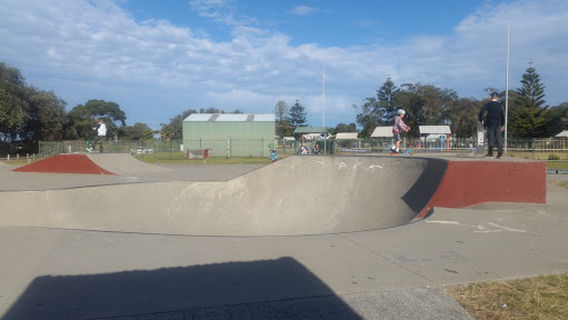 Jerry Bailey Oval Skate Park