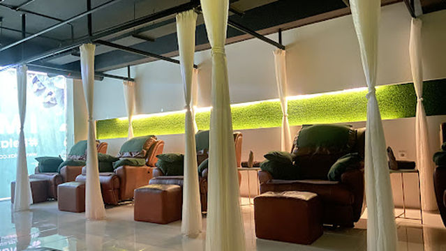 RX Relaxology BG Junction Surabaya