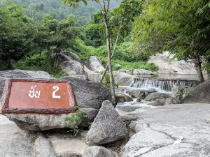 Kaew Chan Waterfalls