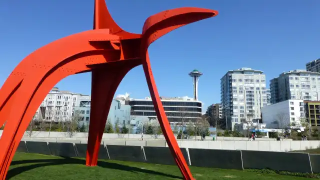 Hotels near Olympic Sculpture Park