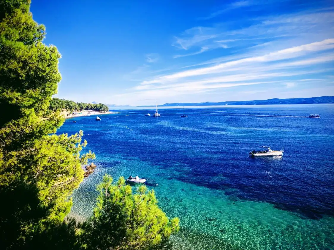 Hotels near Zlatni Rat Beach