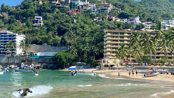 Mismaloya Beach