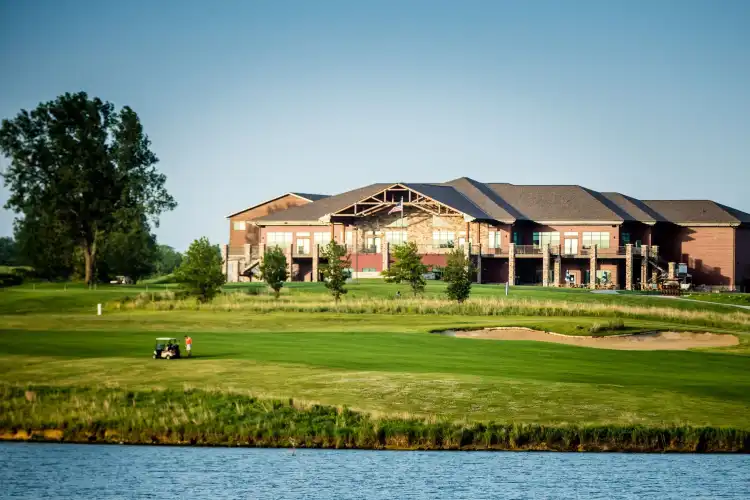 Hotel a Polk Township
