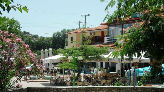 Trani Ammouda Beach