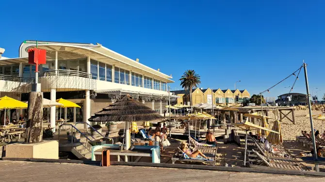 2_Bathers Beach