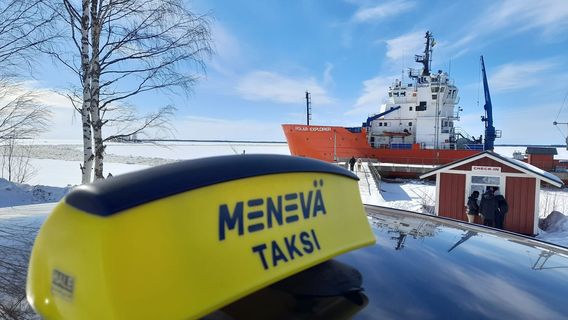 Polar Explorer Icebreaker