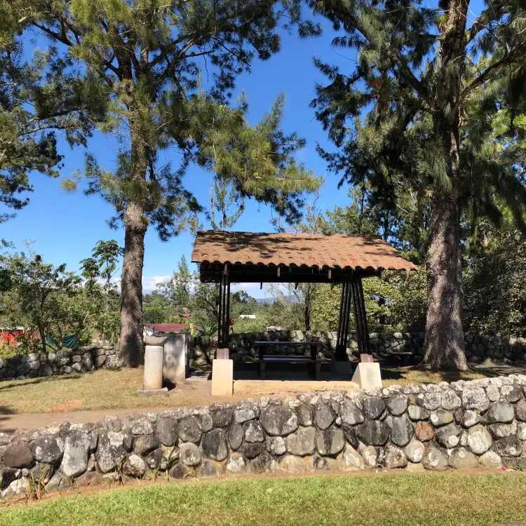 Hotels near Quinta Andrey Alfredo