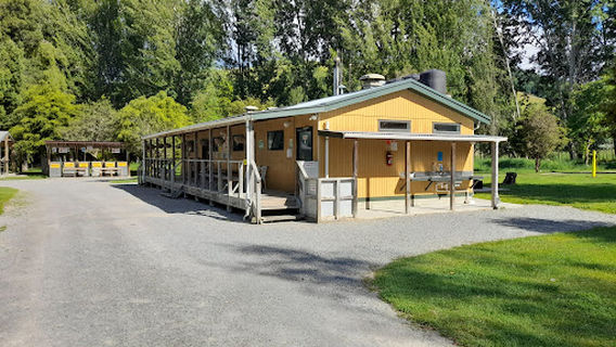 Quinney's Bush Camp