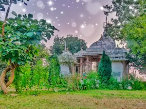 nawlakha Mandir Gauri