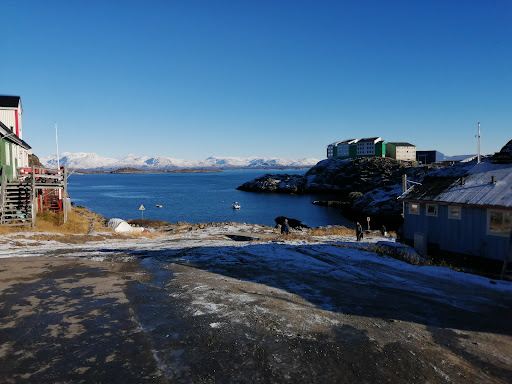 Nuuk to Maniitsoq flight