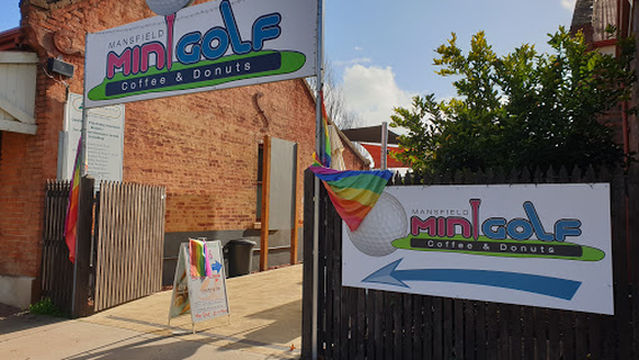 Mansfield Mini Golf Donuts & Icecream