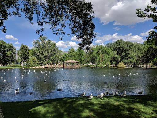 Bishop City Park Pool