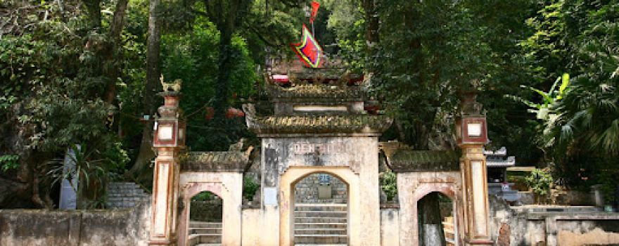Đền Đuổm