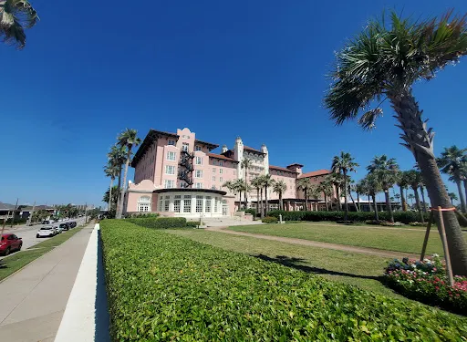 Monarch Restaurant