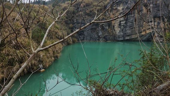 jin xia shan gong yuan tian hu