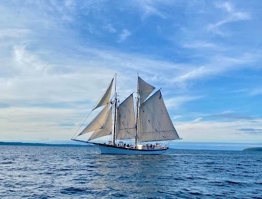 Traverse Tall Ship Company