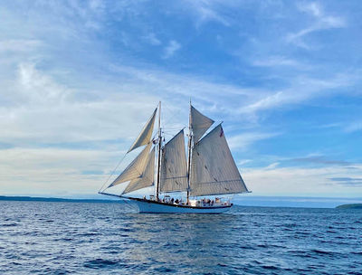 Traverse Tall Ship Company