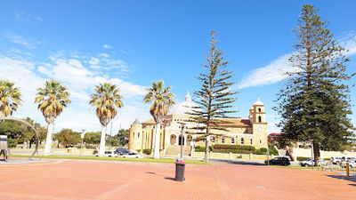 Queens Park Theatre