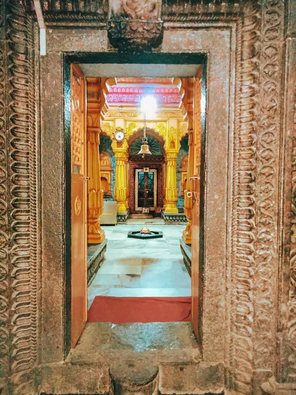 Hotels near Wagheshwar Temple