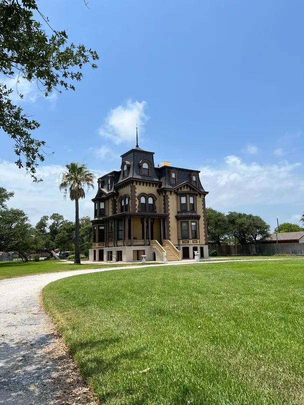 3_Fulton Mansion